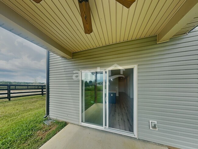 Building Photo - 4317 Fieldcrest Dr