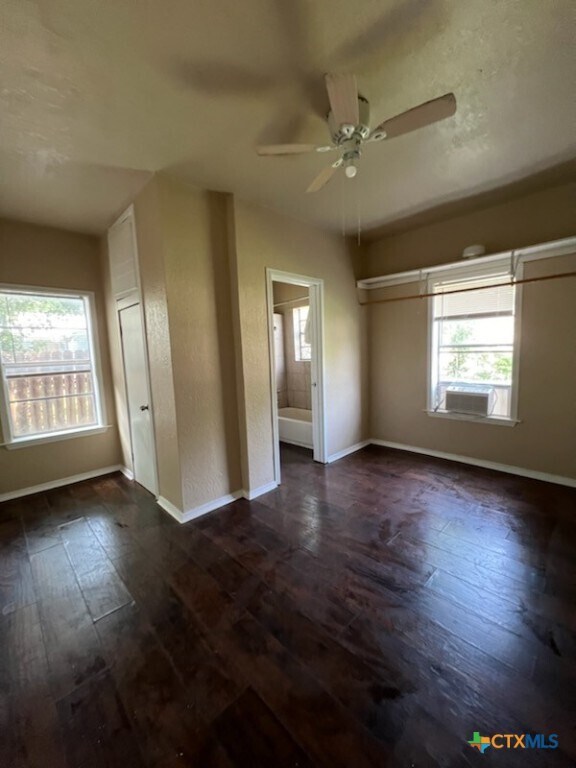 Building Photo - 532 E Walnut St