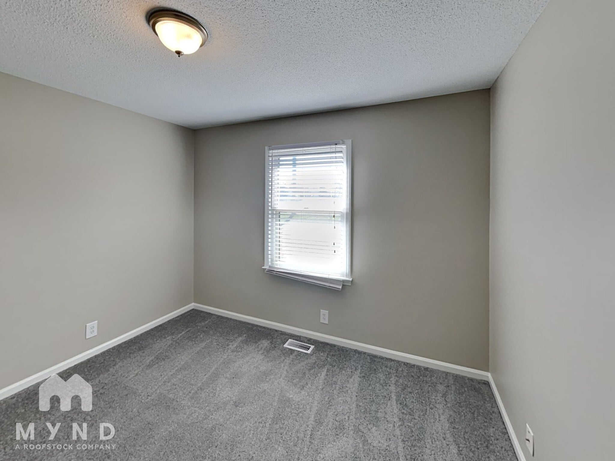 Building Photo - 2436 Judith Ave