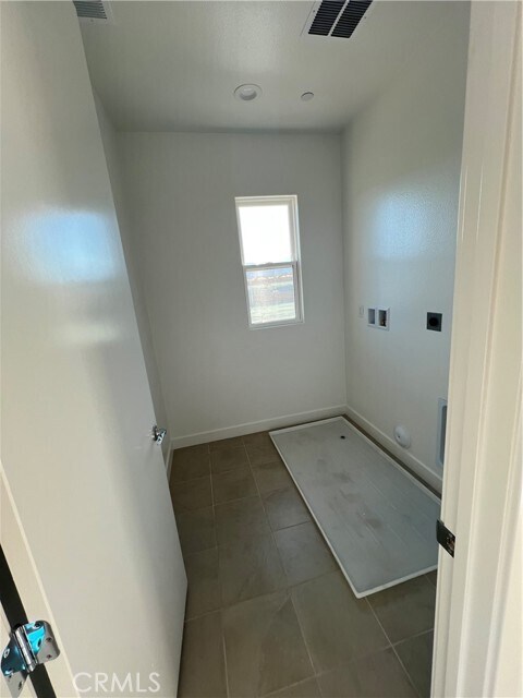 Building Photo - 75189 Aldrich Dr
