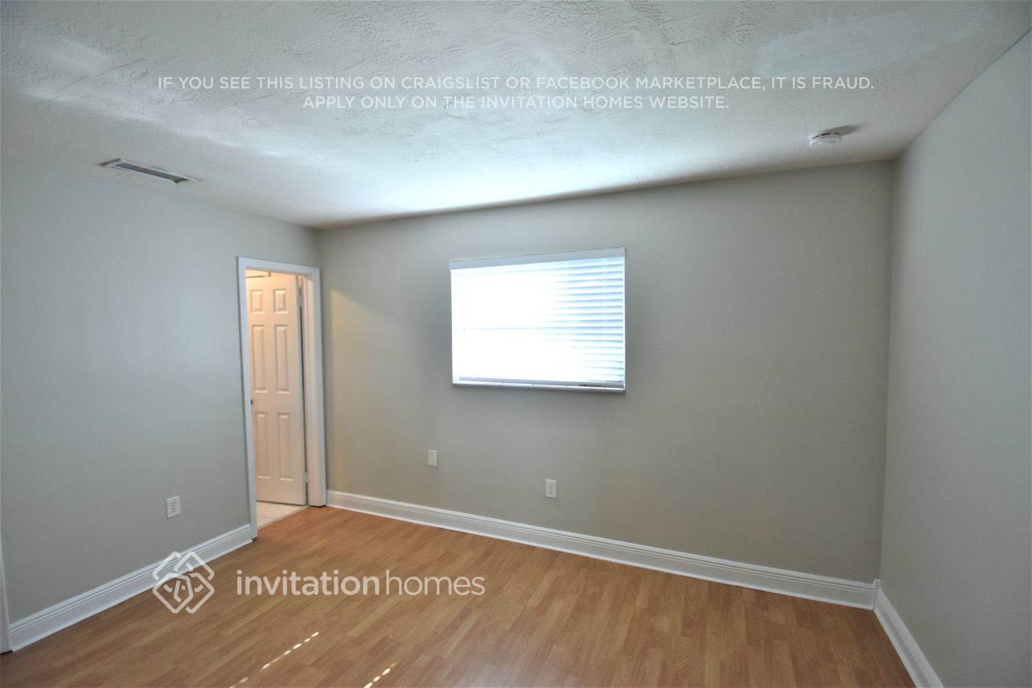 Building Photo - 8390 NW 21st Ct