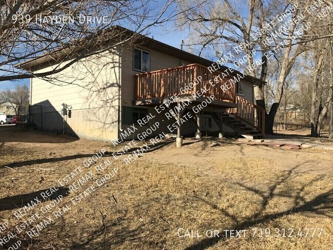 Building Photo - 939 Hayden Dr