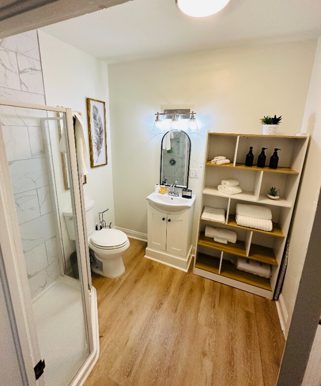 Building Photo - 311 Chatham St