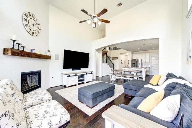 Building Photo - 2943 Shadowbrook Chase Ln