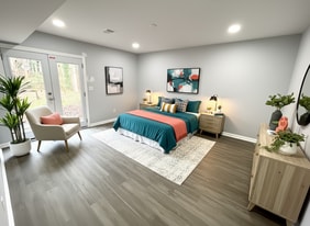 Building Photo - 1695 Buford Dr