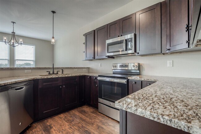 Building Photo - 122-122 Eagle Meadow Dr