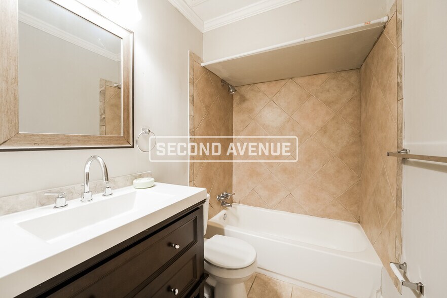 Building Photo - 204 Dolomite Dr