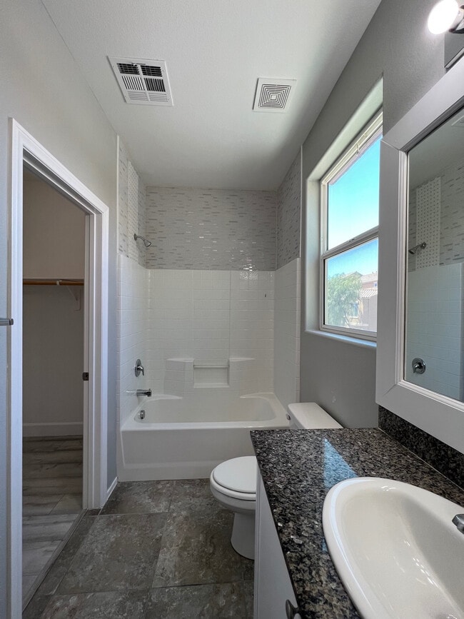 Building Photo - 4530 Townwall St