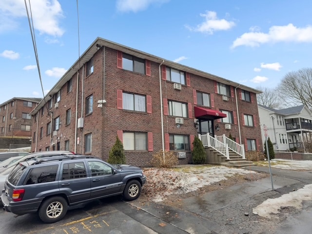 Building Photo - 19 Grove St