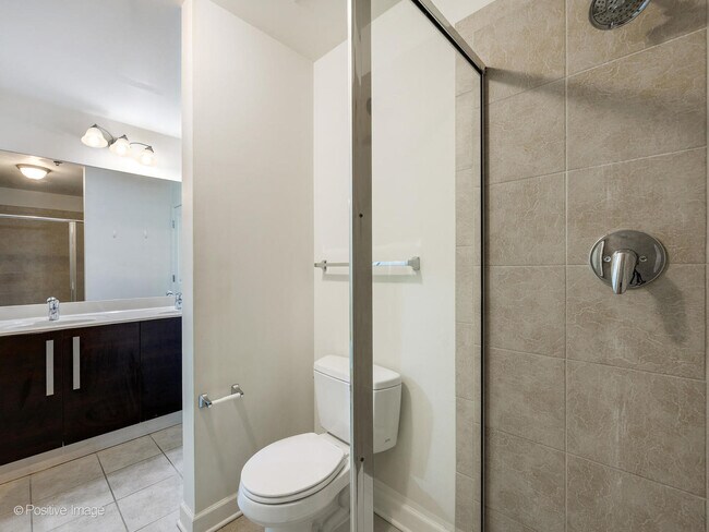 Building Photo - 1400 S Michigan Ave