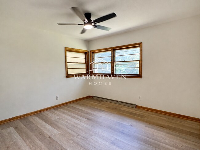 Building Photo - 770 Danner Rd