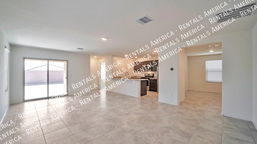 Building Photo - 8803 E Stone Meadow Cir