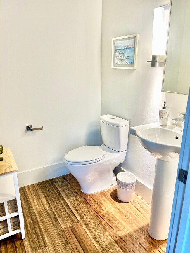 Building Photo - 1672 DeKalb Ave NE