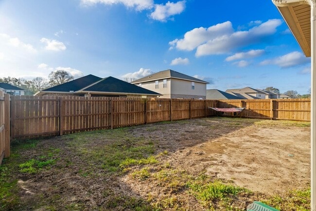 Building Photo - 224 Baycliff Dr