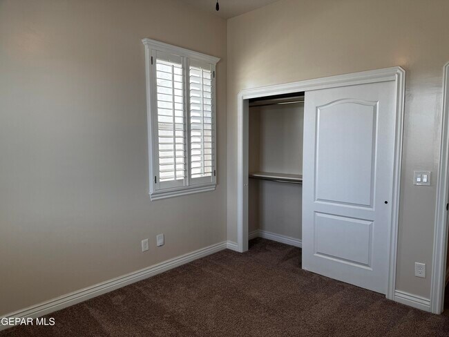Building Photo - 12357 Desert Dove Ave