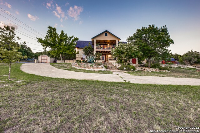 Building Photo - 204 Walnut Way