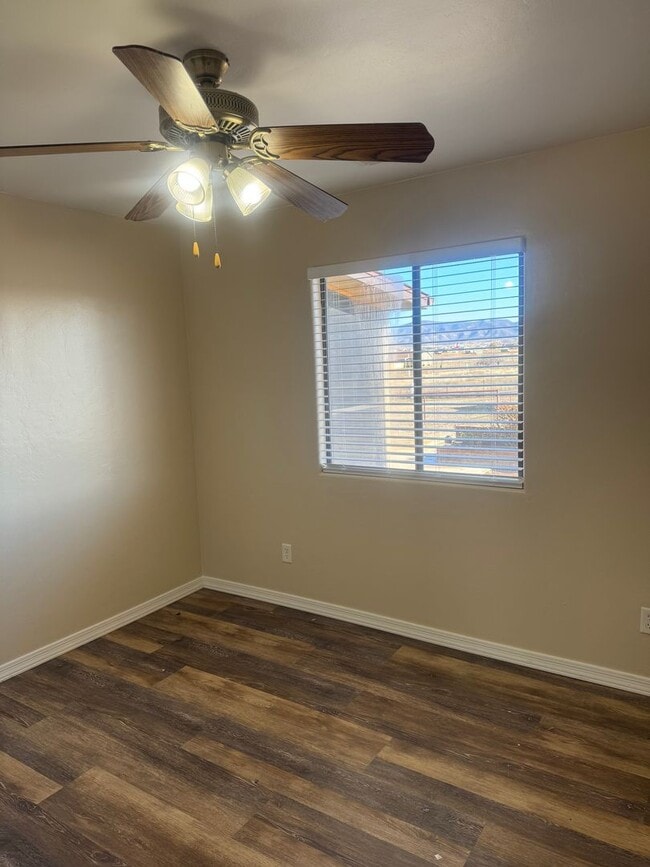 Building Photo - 3 Bedroom 2 Bath on 2 Acres in Poquito Valley