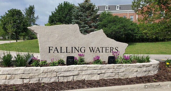 Building Photo - 3152 Falling Waters Ln