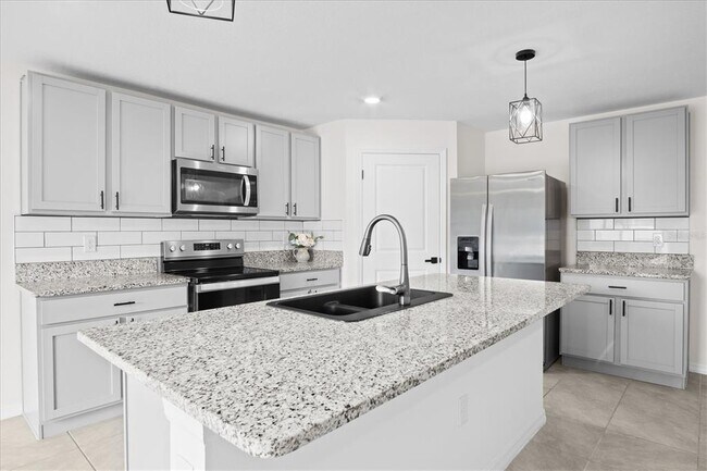 Building Photo - 8455 Clearway Dr