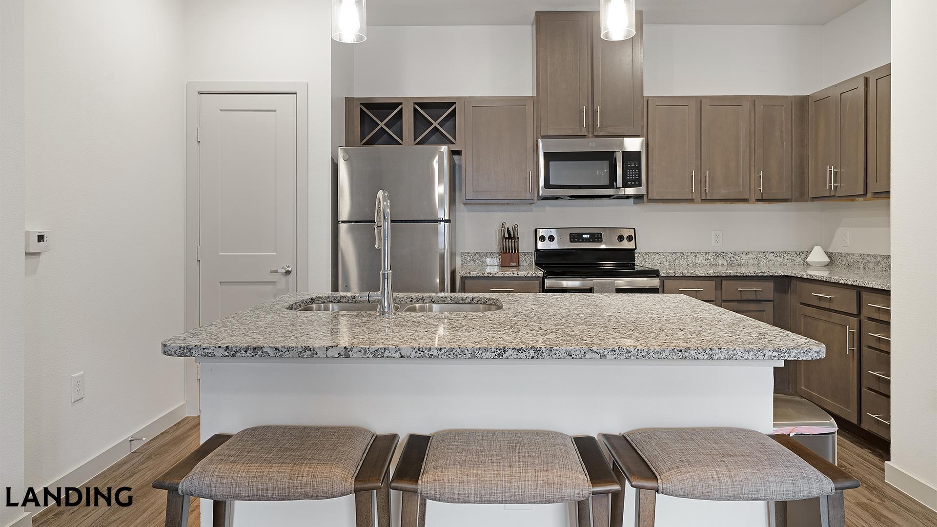 Building Photo - 2825 Main St