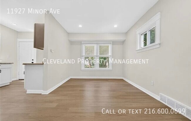 Building Photo - 11927 Minor Ave