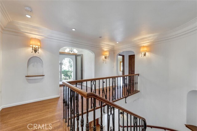 Building Photo - 11159 La Maida St
