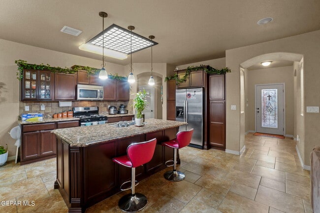 Building Photo - 3845 Tierra Campa Dr