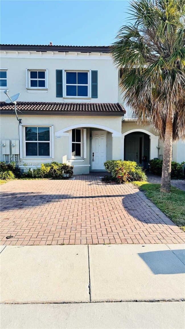 Building Photo - 15289 SW 89th Terrace