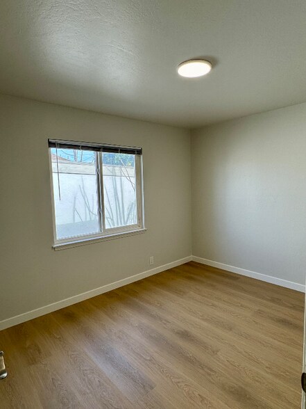 Building Photo - 1144 Locust St