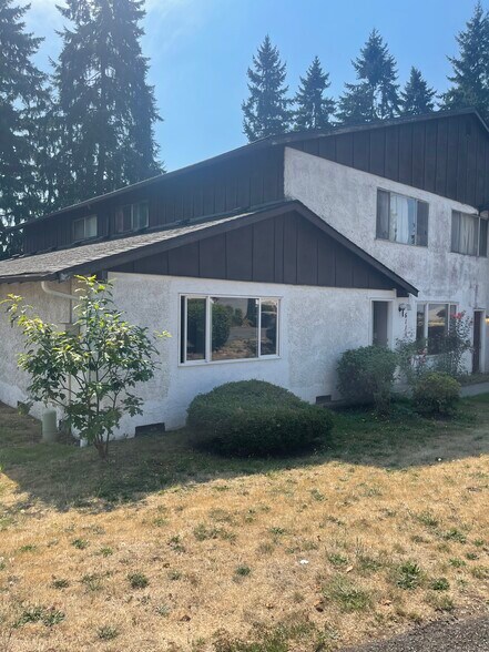 Building Photo - 6111 Glen Mary Ln SE