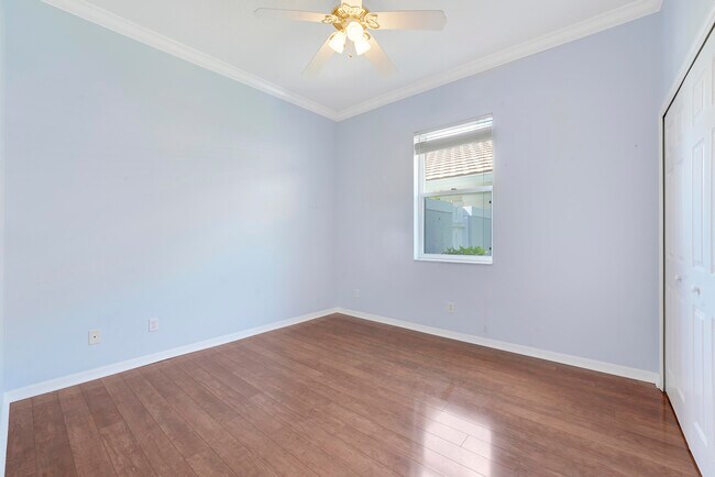 Building Photo - 2444 SW Brookwood Ln