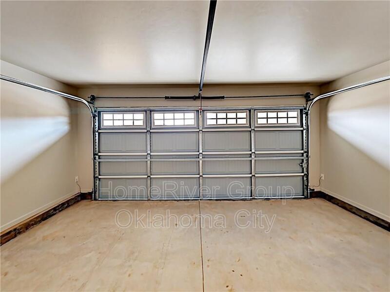 Building Photo - 422 Vail Cir