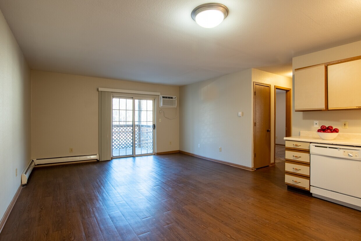 Village Green Apartments Wayland