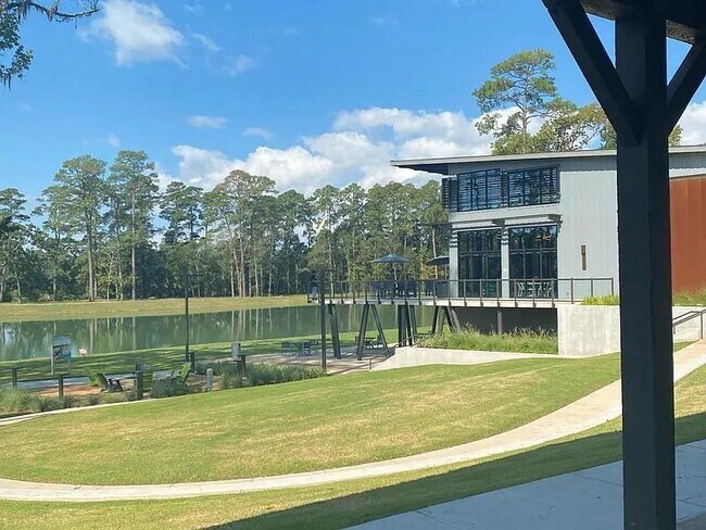 Building Photo - 555 Dry Fork Ln