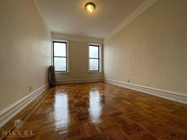 Building Photo - 1 bedroom in ASTORIA NY 11106