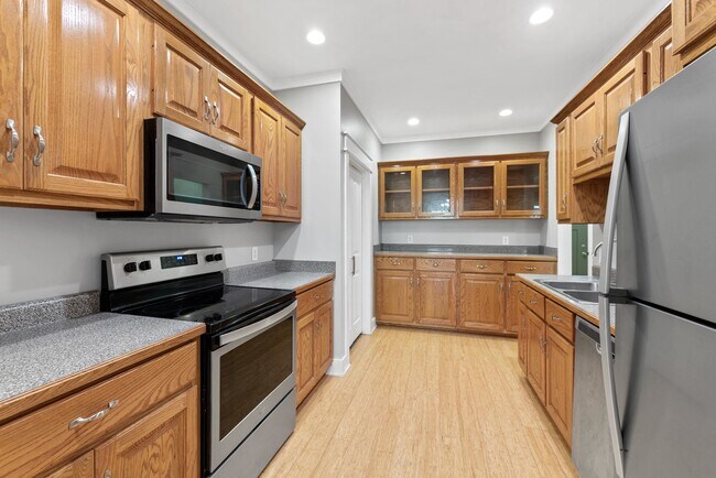 Building Photo - 129 Moudy Ln