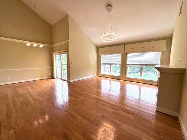 Building Photo - 2416 Boulder Springs Dr