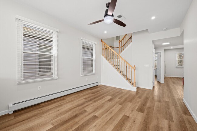 Building Photo - 11 Obrien Ct