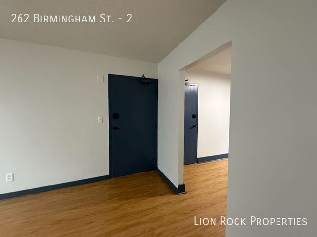 Building Photo - 262 Birmingham St