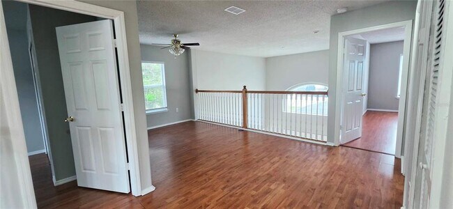 Building Photo - 1729 Mandavilla Dr