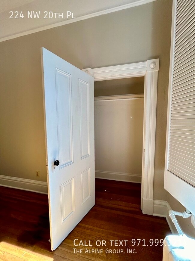 Building Photo - 224 NW 20th Pl