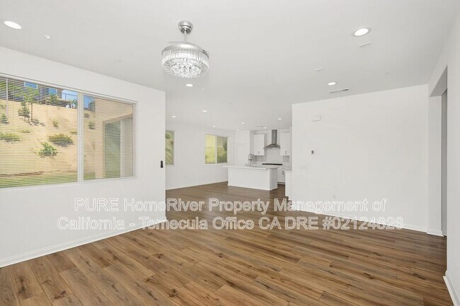 Building Photo - 4237 Ladrillo St