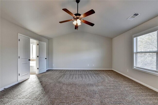 Building Photo - 4810 Haysboro Way