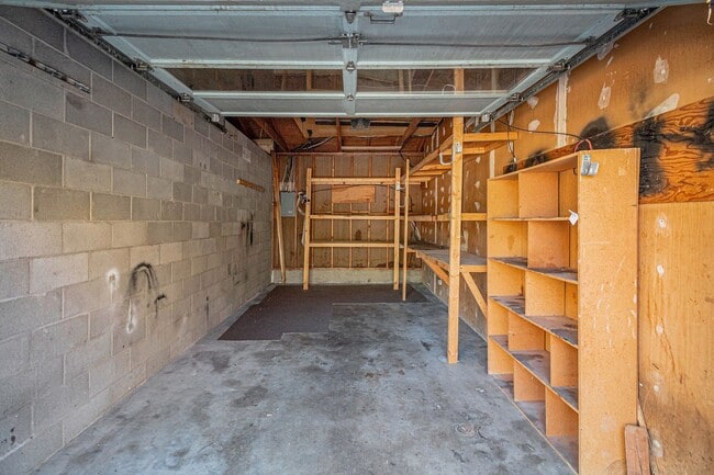 Building Photo - 7360 W.20th Ave. Unit B