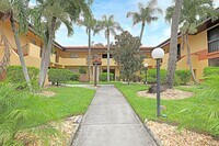 Building Photo - 6120 Whiskey Creek Dr