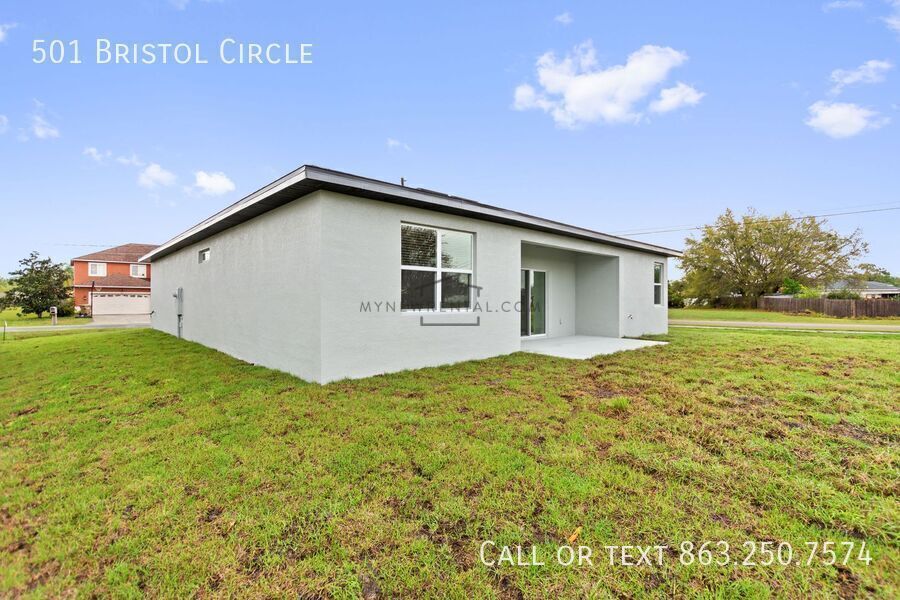 Building Photo - 501 Bristol Cir