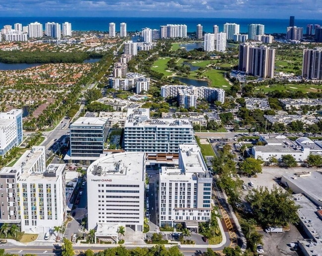 Building Photo - 2960 NE 207th St