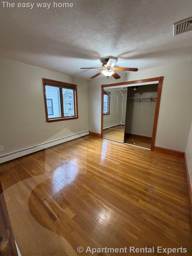 Building Photo - 33 Lafayette St