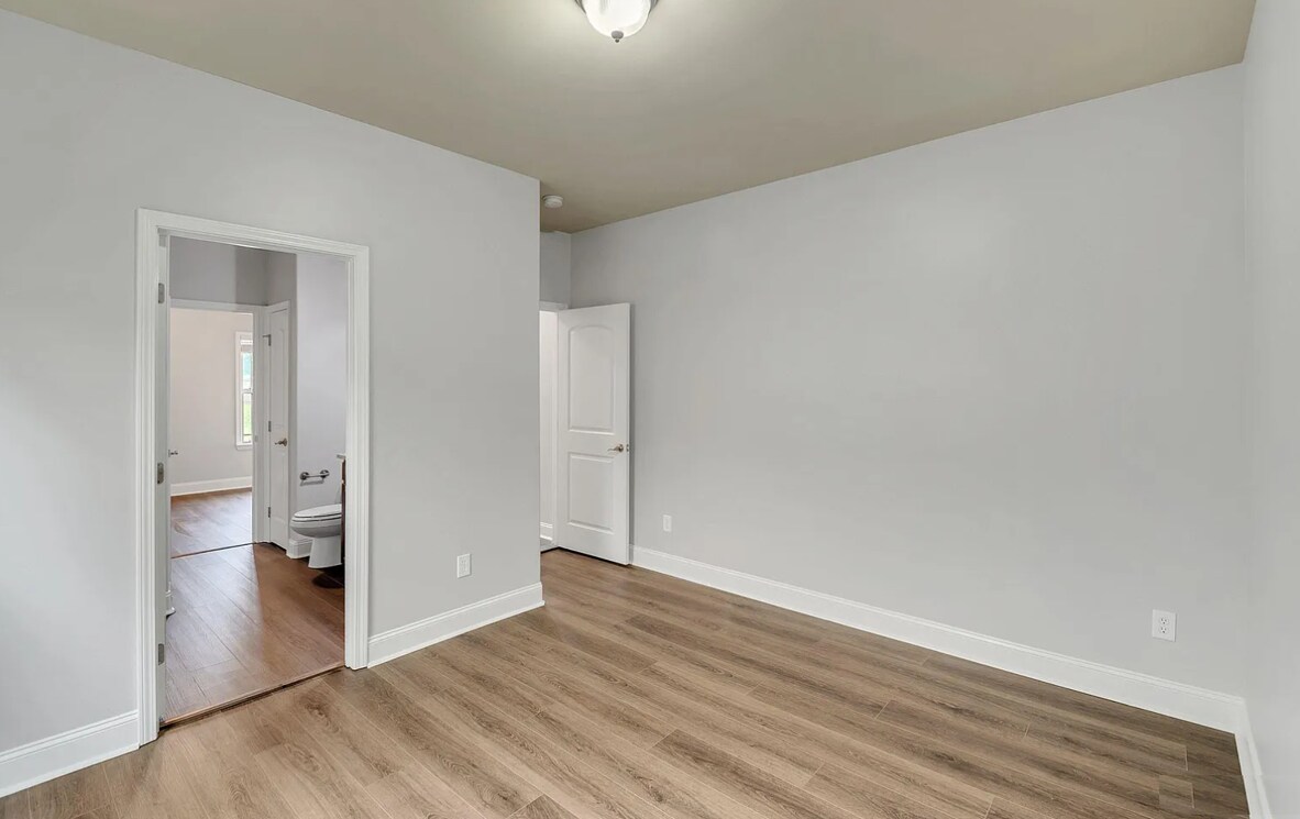 Building Photo - 24580 Silent Spring Dr