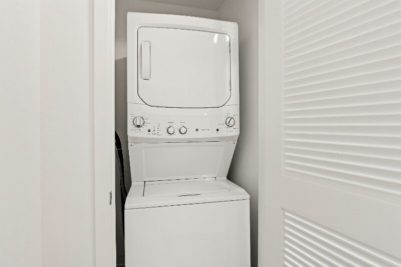 Building Photo - 411 W Wolf Point Plaza